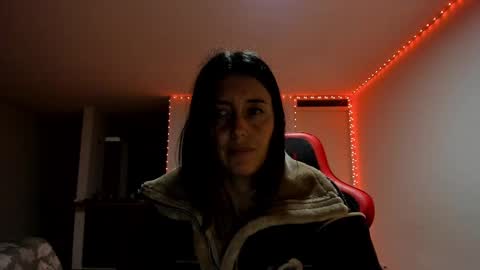 Snapshot of zoe_jeane_beker chatting on March 5, 2025, 11:49 pm ZOE online show from March 5, 2025, 11:49 pm