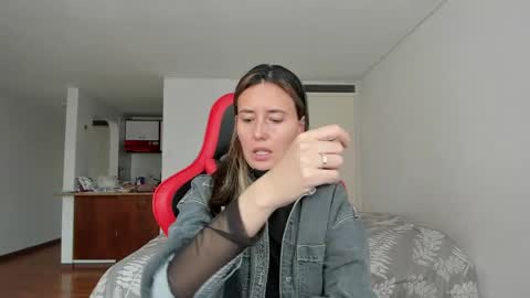 Snapshot of zoe_jeane_beker chatting on March 29, 2026, 8:31 pm ZOE online show from March 29, 2026, 8:31 pm