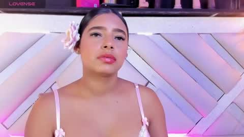 Zoey  online show from July 31, 2026, 5:29 am