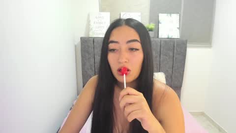 zoe_jones7 online show from February 2, 2025, 3:21 am