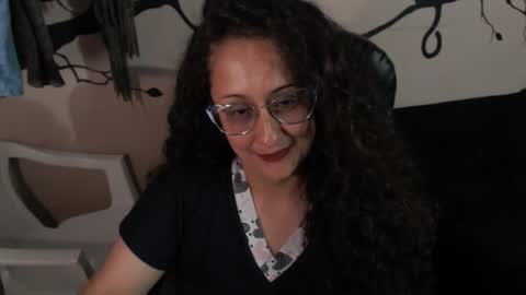 Zoe Koller online show from April 10, 2026, 2:39 am
