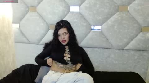Snapshot of zoe_lara_34 chatting on May 28, 2026, 5:21 pm zoe online show from May 28, 2026, 5:21 pm