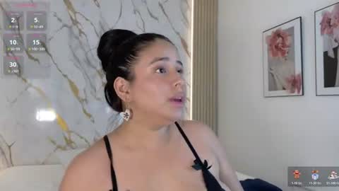 Snapshot of zoe_longhair chatting on July 13, 2026, 7:05 pm zoe_longhair online show from July 13, 2026, 7:05 pm