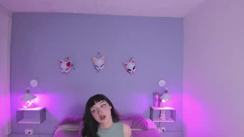 Zoe Lynch online show from September 29, 2025, 11:37 am