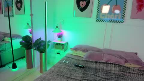 Zoe Lynch online show from March 6, 2026, 11:28 am