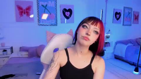 Zoe Lynch online show from June 26, 2026, 12:20 pm