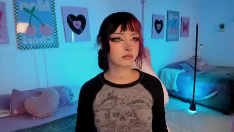 Zoe Lynch online show from June 29, 2026, 12:16 pm