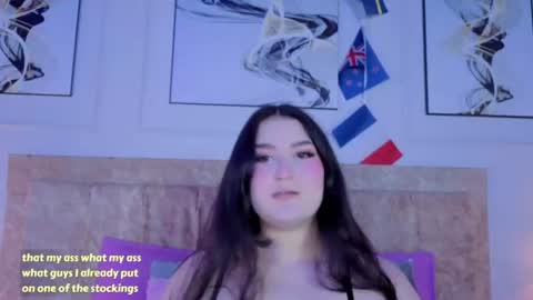 Snapshot of zoe_moon__ chatting on June 22, 2026, 1:41 pm zoe_moon__ online show from June 22, 2026, 1:41 pm