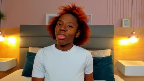 Snapshot of zoe_novakk chatting on October 16, 2025, 3:24 pm Zoe Novakk online show from October 16, 2025, 3:24 pm