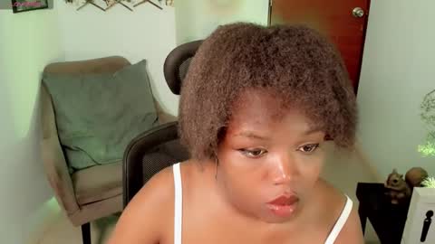 zoe_salddana online show from March 14, 2026, 2:22 pm