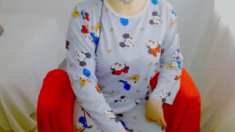 ZOE online show from September 18, 2025, 5:04 pm