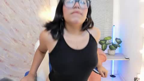 Zoe online show from March 17, 2026, 11:13 am