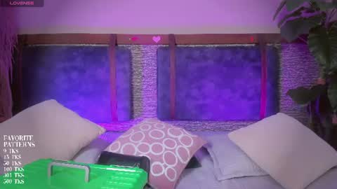 Snapshot of zoee_23 chatting on June 24, 2026, 10:58 am Zoe online show from June 24, 2026, 10:58 am