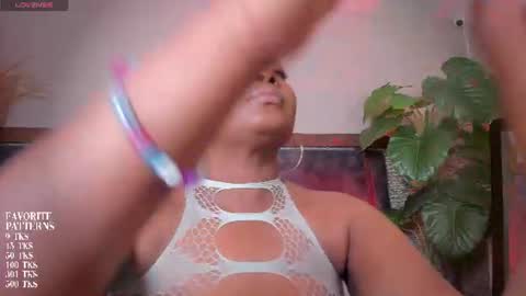 Snapshot of zoee_23 chatting on July 17, 2026, 10:55 am Zoe online show from July 17, 2026, 10:55 am