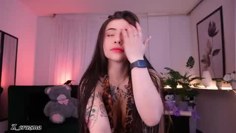 Snapshot of zoee_cruz chatting on June 3, 2026, 11:57 am Camila online show from June 3, 2026, 11:57 am