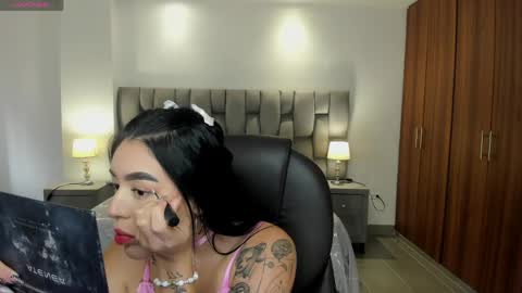 Snapshot of zoee_jackson chatting on June 4, 2026, 7:53 pm zoee jackson online show from June 4, 2026, 7:53 pm