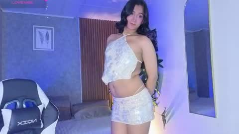 ZOE online show from July 10, 2026, 5:34 am