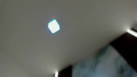 zoee online show from February 14, 2026, 3:36 am