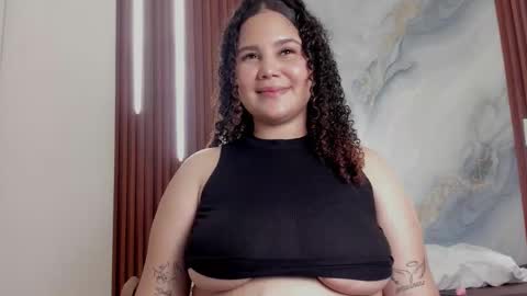 zoee online show from March 6, 2026, 3:36 am