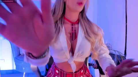 Snapshot of zoepresley chatting on September 22, 2025, 2:24 am Zoe Presley online show from September 22, 2025, 2:24 am