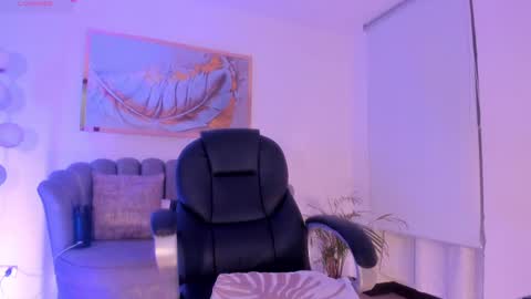 Snapshot of zoepresley chatting on October 30, 2025, 3:41 am Zoe Presley online show from October 30, 2025, 3:41 am