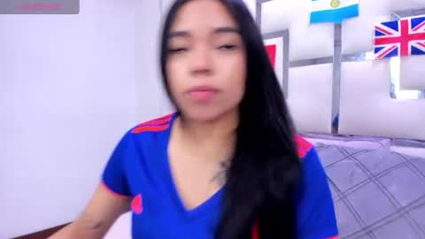 ZoeSwam online show from June 23, 2026, 1:09 pm