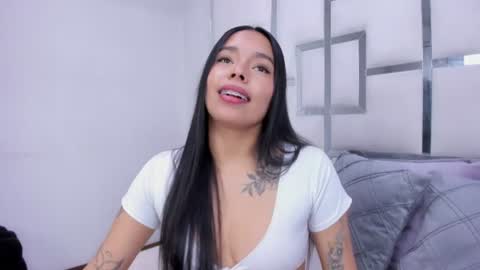 ZoeSwam online show from July 24, 2026, 2:04 pm