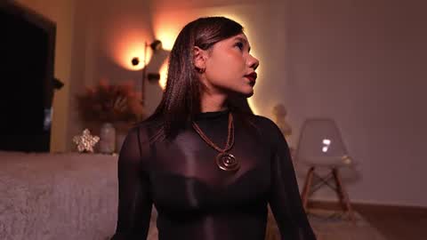 Snapshot of zoevidal_ chatting on June 17, 2026, 12:07 pm zoevidal_ online show from June 17, 2026, 12:07 pm