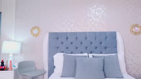Snapshot of zoewilliis chatting on June 9, 2026, 12:28 pm ZoeWilliis online show from June 9, 2026, 12:28 pm