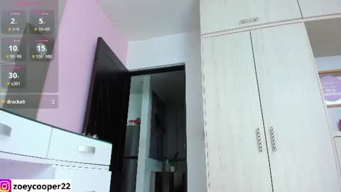 zoey  Independent model online show from July 24, 2026, 5:27 am
