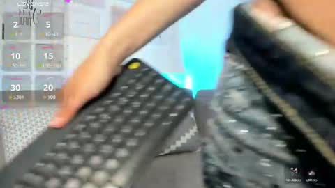Zoey  online show from July 13, 2026, 1:47 pm