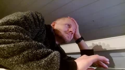 zolexthomas online show from December 15, 2024, 8:15 pm