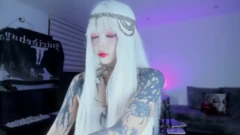 Snapshot of zombieeporcelainex chatting on June 27, 2026, 4:06 am SOPHIE online show from June 27, 2026, 4:06 am