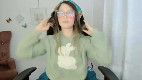 Alicie online show from April 29, 2026, 4:27 am