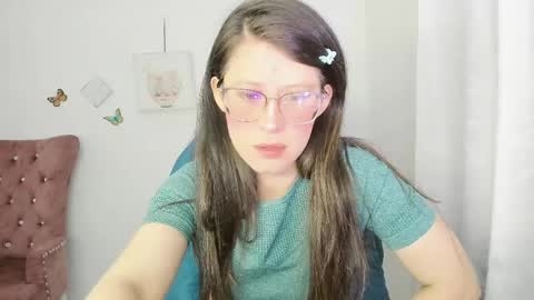 Snapshot of zooeybelair chatting on June 3, 2026, 4:48 am Alicie online show from June 3, 2026, 4:48 am