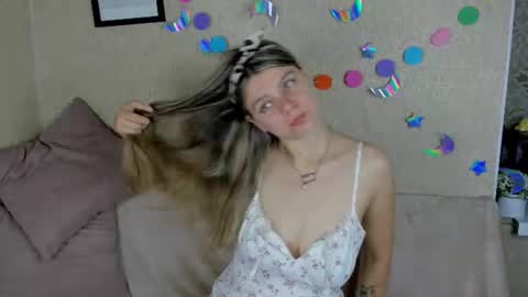 Snapshot of zorianaa_ chatting on July 5, 2026, 9:00 pm Zoriana online show from July 5, 2026, 9:00 pm