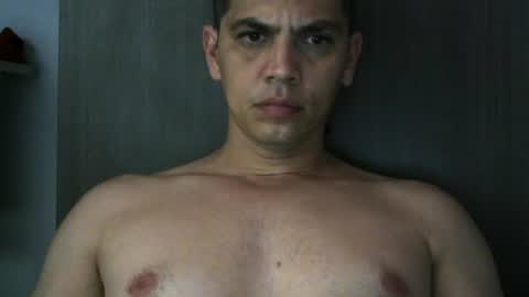 zoro_00 online show from July 26, 2026, 7:54 pm