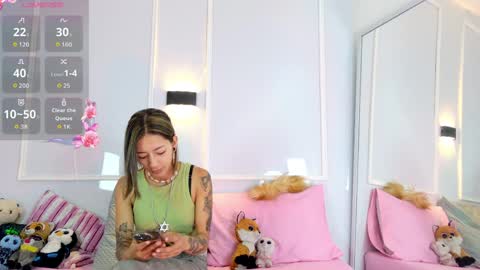Violeta online show from April 26, 2026, 12:36 pm