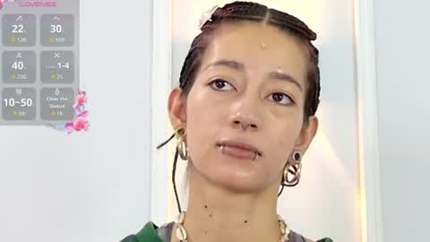 Snapshot of zorravioleta chatting on May 25, 2026, 2:23 pm Violeta online show from May 25, 2026, 2:23 pm