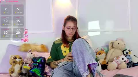 Snapshot of zorravioleta chatting on June 19, 2026, 1:37 pm Violeta online show from June 19, 2026, 1:37 pm