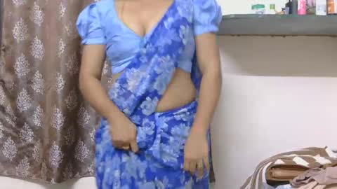 Zoya online show from June 24, 2026, 2:05 pm