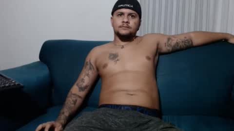 Snapshot of zues_gle25 chatting on February 4, 2026, 8:53 am zues_gle25 online show from February 4, 2026, 8:53 am