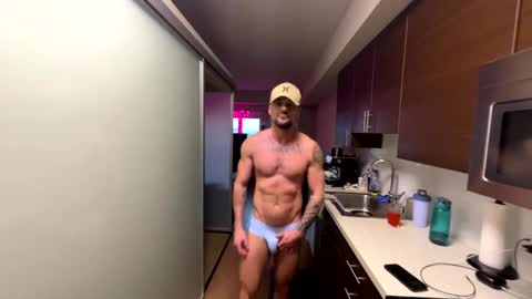 Snapshot of zuko_zen69 chatting on February 8, 2025, 3:53 pm Zuko online show from February 8, 2025, 3:53 pm