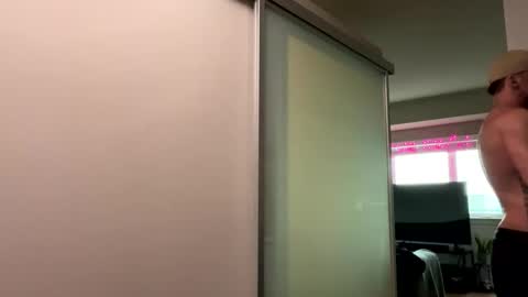 Snapshot of zuko_zen69 chatting on February 25, 2025, 7:14 pm Zuko online show from February 25, 2025, 7:14 pm