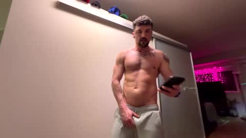 Snapshot of zuko_zen69 chatting on February 27, 2025, 3:47 am Zuko online show from February 27, 2025, 3:47 am