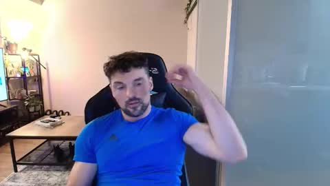 Snapshot of zuko_zen69 chatting on October 26, 2025, 5:02 am Zuko online show from October 26, 2025, 5:02 am