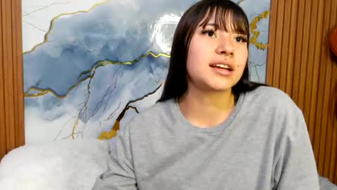 Snapshot of zulemapiel chatting on June 18, 2026, 12:00 am zulemapiel online show from June 18, 2026, 12:00 am