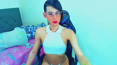 Snapshot of zulramth chatting on June 1, 2026, 2:52 pm zulramth online show from June 1, 2026, 2:52 pm