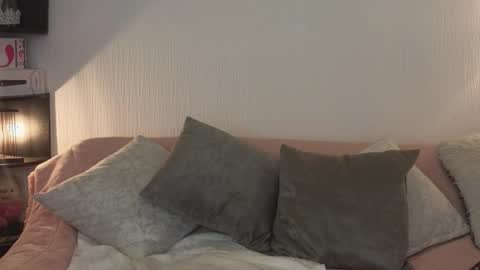 Snapshot of zuly_zahir_01 chatting on November 26, 2025, 11:22 am zuly goode online show from November 26, 2025, 11:22 am