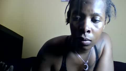 zurivelvetstudio online show from June 1, 2026, 6:42 pm